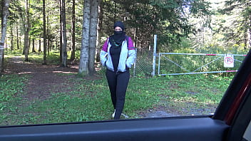 Türk Milf, Alman Polis Memurunun Devasa Yarrağını Görünce çıldırdı