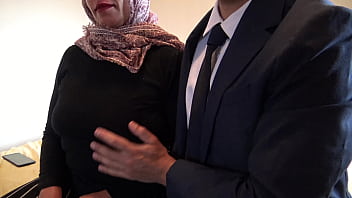 İngiliz Iş Adamına Götten Veren Türk Karısı