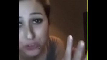 Türk Orospu Münevver’in Yalnız Başına Periscope’da çıplak şovu 24 Kasım 2016