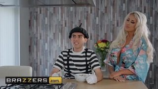 Yaşlı Kadınlar Büyük Sever – Brooklyn Blue Ve Jordi El Polla’nın Azgın Pantomim Düellosu – Brazzers