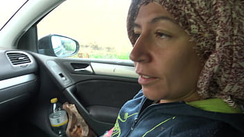 Türk Amatör Üvey Anne Bakir Üvey Oğluna Elle Boşalttırıyor