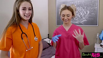 Şımarık Üvey Kız Kardeşim Sert Sikimi Yalayarak Şifa Dağıtıyor Sezon 8 Bölüm 10